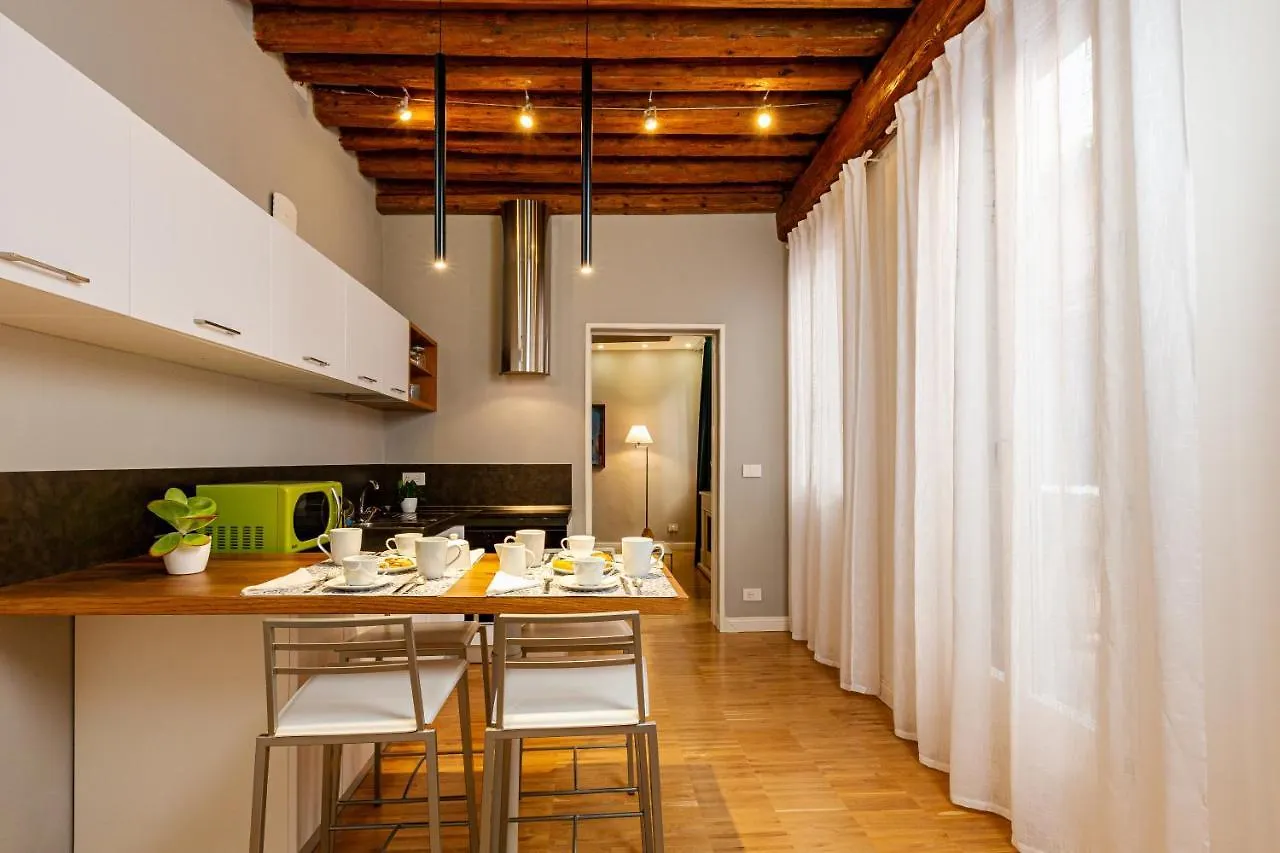 Fraivolti Apartment Venice 0*,  Italy