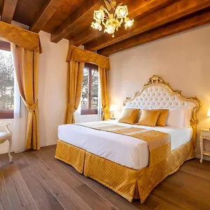 Apartment Laguna D'oro Luxury, Venice