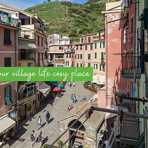Nonna Rosetta Traditional Apartment Vernazza