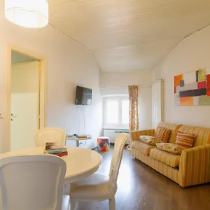 Milanese Flat - Via Vigevano Apartment Milan