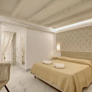 Apartment Newarsenale-a Venetian Dream- 10 Min To St.marco, Venice